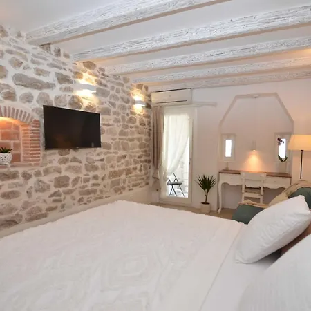Chic And Stylish Old Town Apartman Rovinj